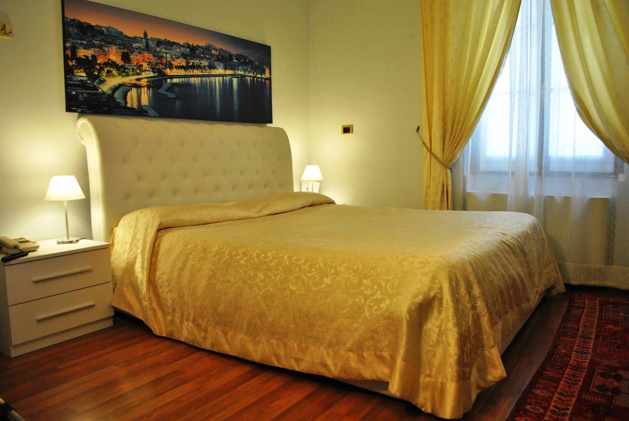 Hotel Il Loggiato Dei Serviti Como Dış mekan fotoğraf