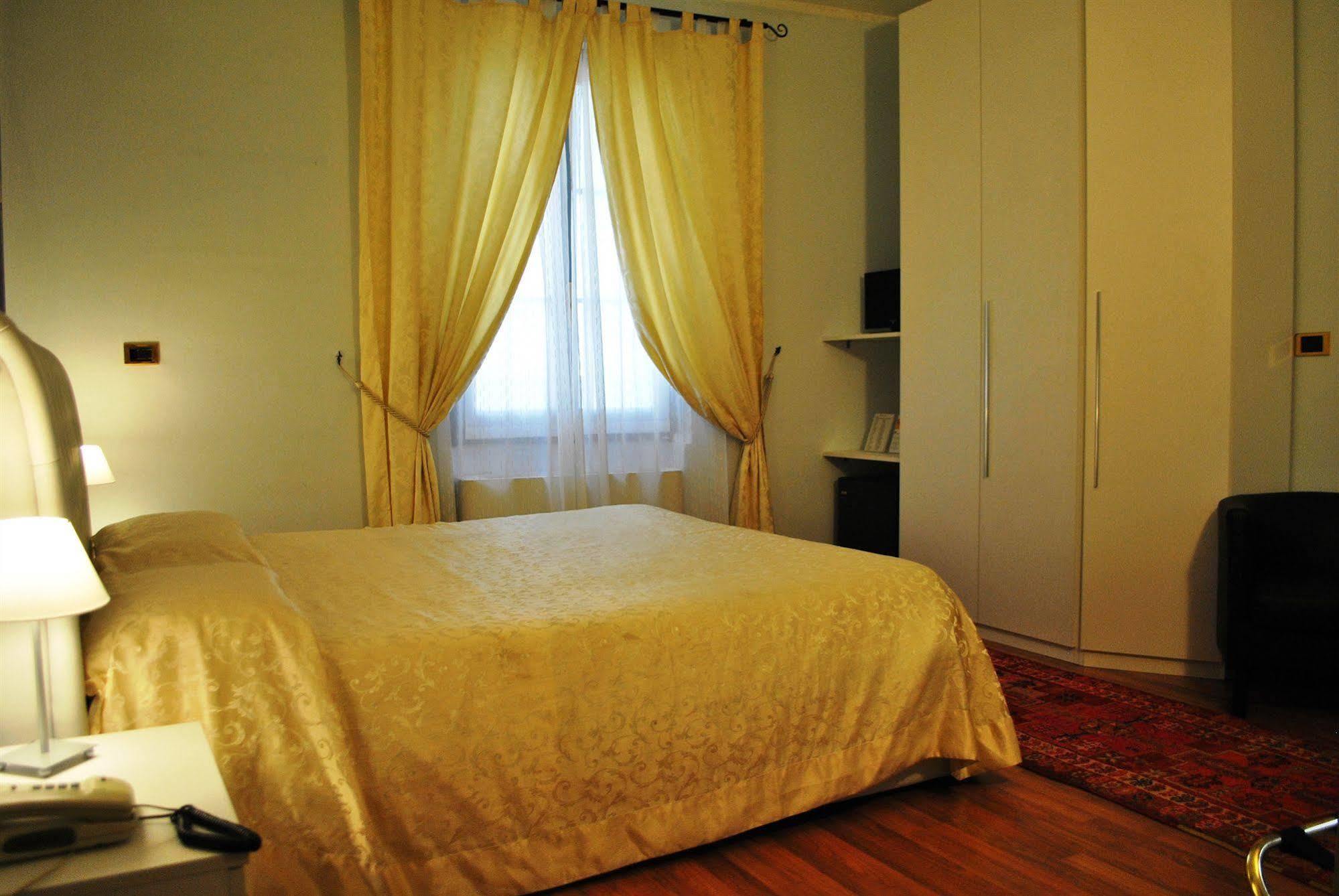 Hotel Il Loggiato Dei Serviti Como Dış mekan fotoğraf